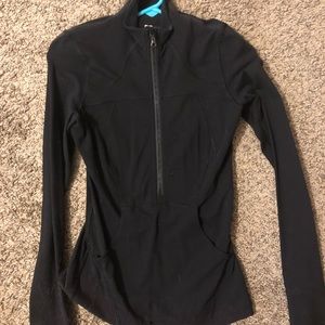 Lululemon 1/4 zip - black